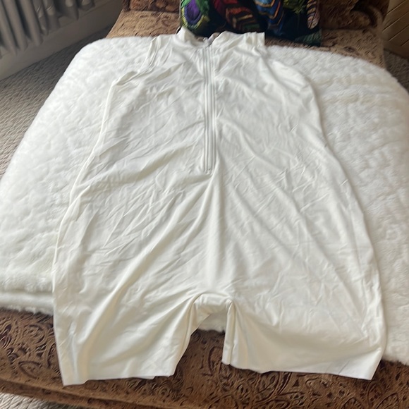 SKIMS Other - Skims one piece swimsuit